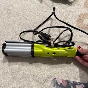 BedHead Hair Waver - Neon Green and Silver